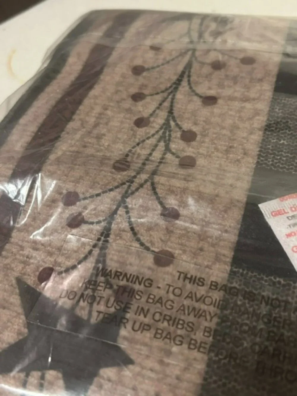 New Country Black Star berry vine Rug/Runner Rect 22x78
